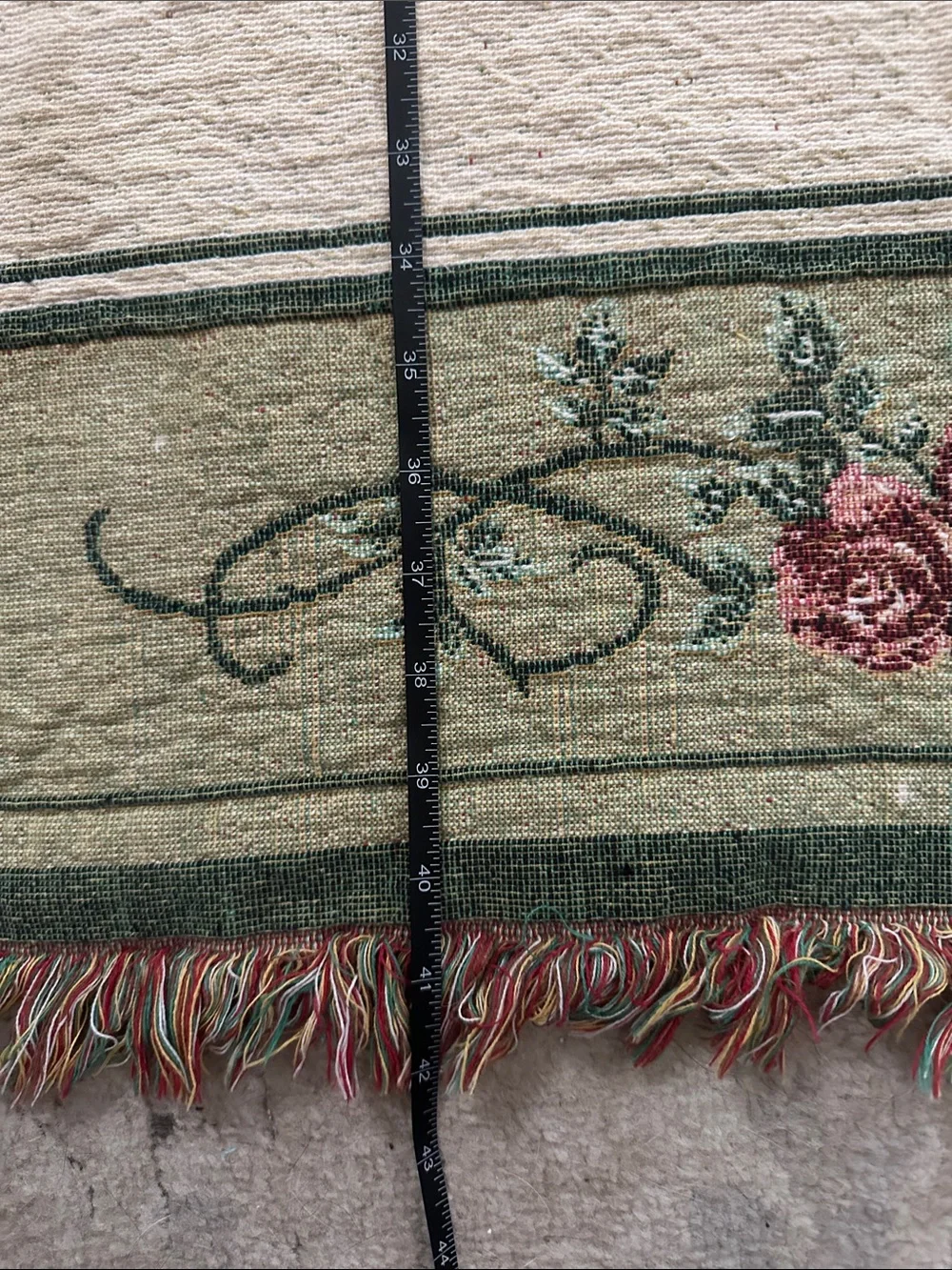 Floral Rose Woven Throw Blanket - Green and Rose